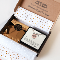 Load image into Gallery viewer, Angelett Personalized Infinity Love Necklace Engraved With Love
